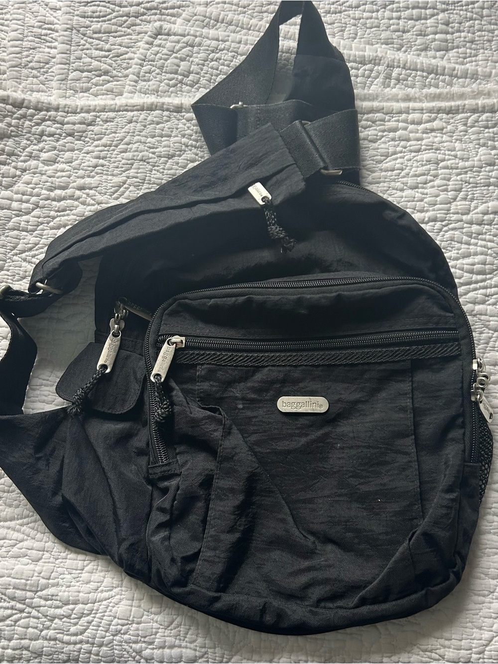 Baggallini Black Crossbody Messenger Bag
